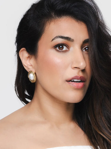 Vintage Pearl Stud Earrings